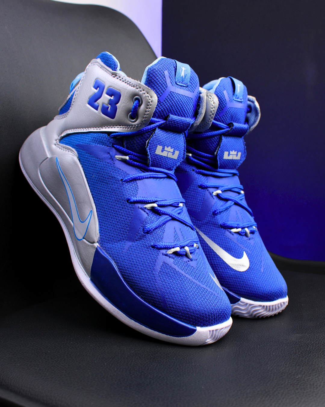 Bota_Lebron_12